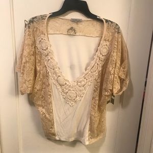 Gorgeous vintage inspired top